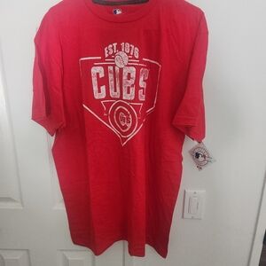 NWT Chicago Cubs Mens XL T-Shirt Red White Distressed Look Ring Spun Sift MLB